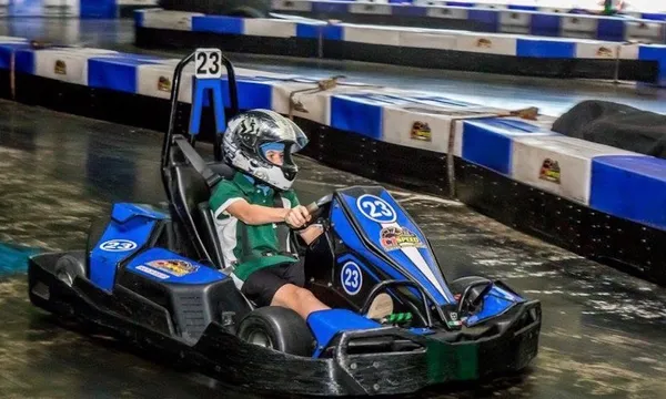 Wollongong Junior Indoor Go Kart Racing, 16 Laps