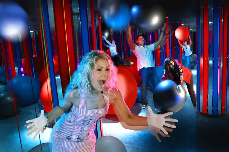 Infinity Attraction Entry 