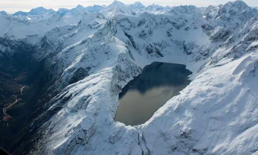 Milford Sound Fly and Explore - 3.5 Hours | Experience OZ