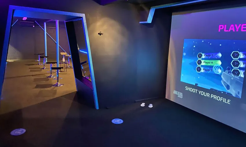  Free Roam Virtual Reality Game, 30 Minutes 