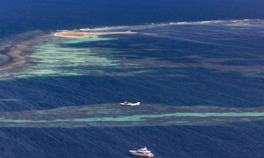 Abrolhos Island Discovery Scenic Flight and Tour