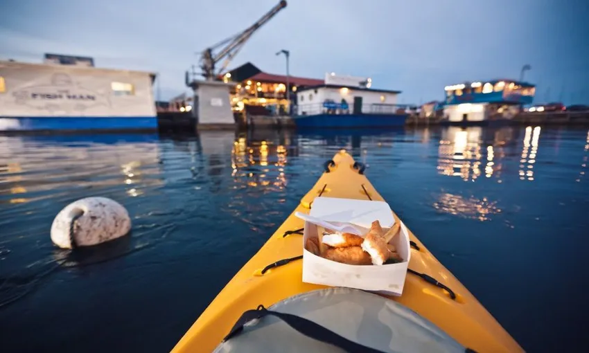 Hobart City Guided Kayaking, 2 Hours