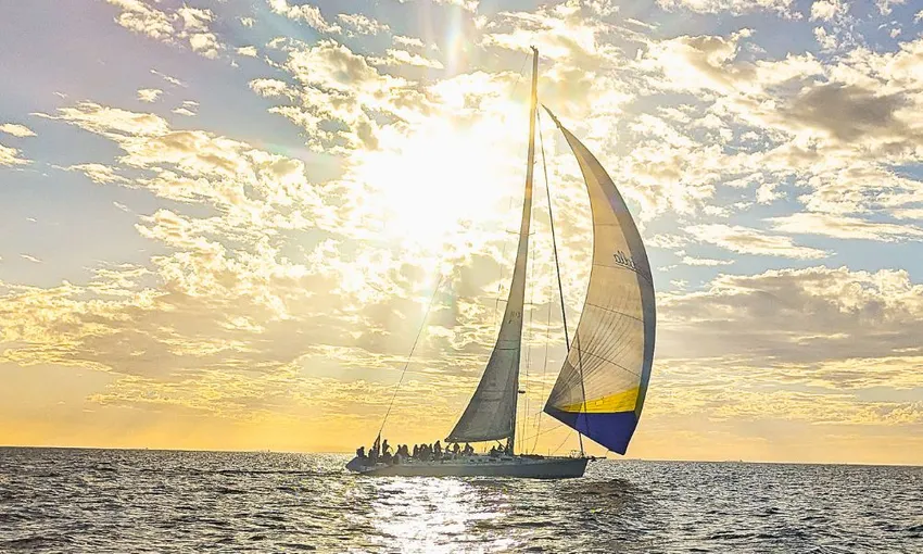 Brindabella Sunset and Bubbles Sail | Experience OZ