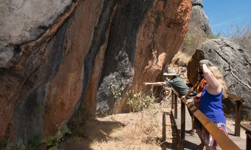 Chillagoe Caves and Outback Towns, Full Day - Cairns