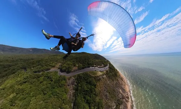 Cairns Coastal Tandem Paraglide - 20 Minutes