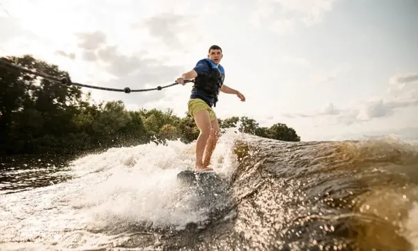 Wakesurfing Lessons in Middle Harbour Sydney - 60 Minutes