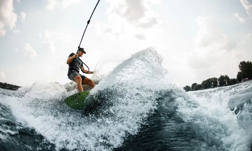 Wakesurfing Lessons in Middle Harbour Sydney - 60 Minutes