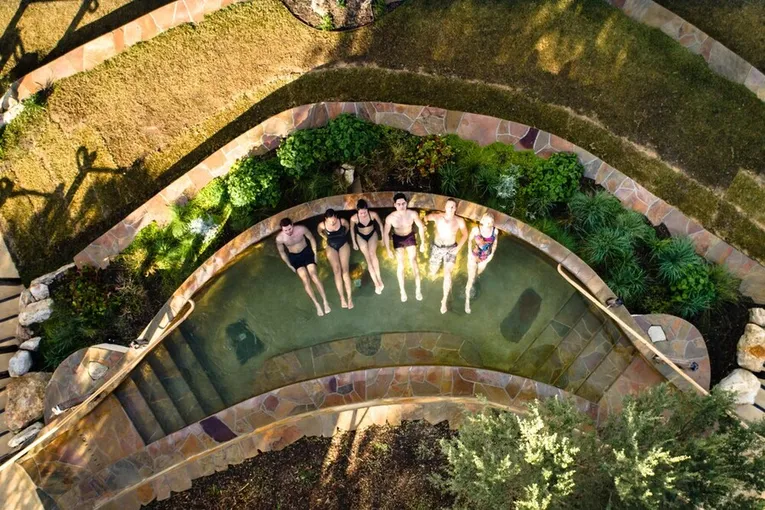 Peninsula Springs Entry & Transfers - Book Now | Experience Oz