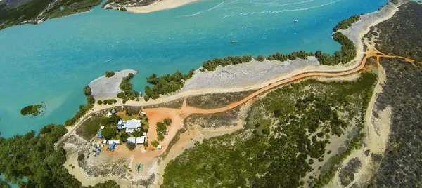 Pearl Farm Tour with Coach Transfers and Lunch