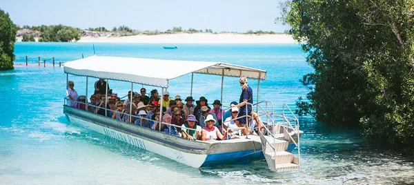 Pearl Farm Tour with Coach Transfers and Lunch