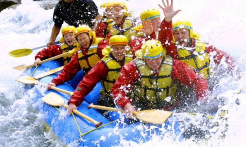 Shotover River Whitewater Rafting - Grade 3-5