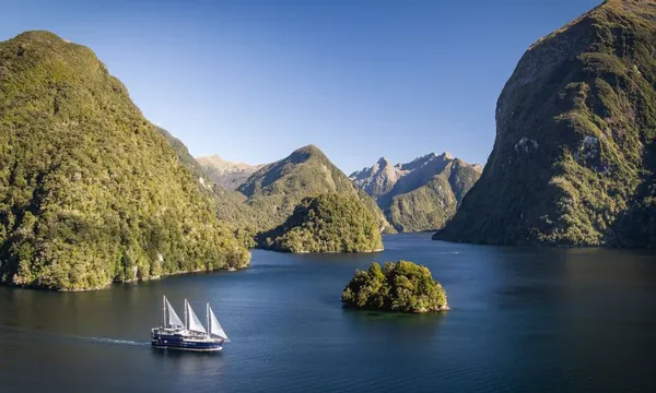 Doubtful Sound Overnight Cruise, 2 Nights - Southland