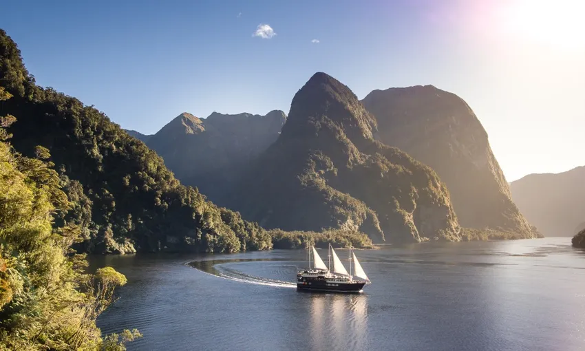 Doubtful Sound Overnight Cruise, 2 Nights - Southland