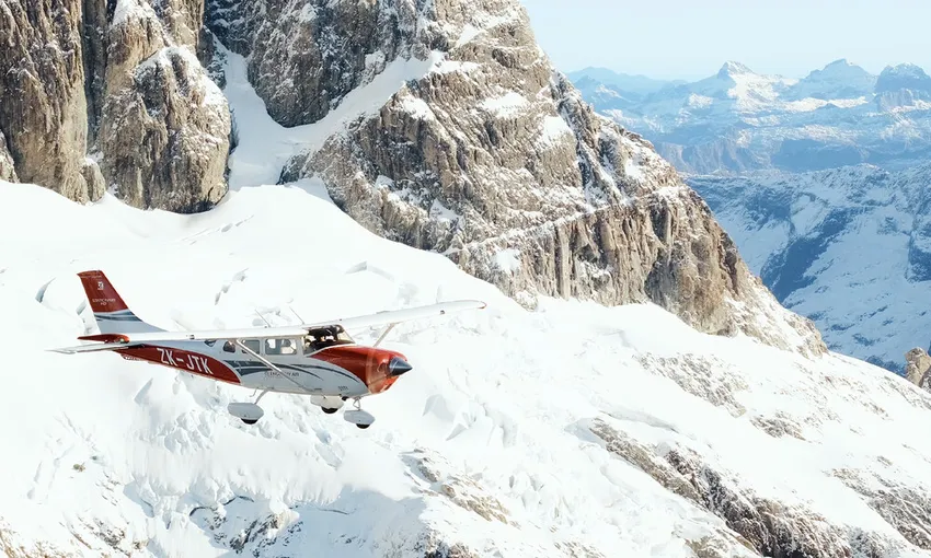 Mt Cook Flight and Boat Tour, 6.5 Hours - Queenstown