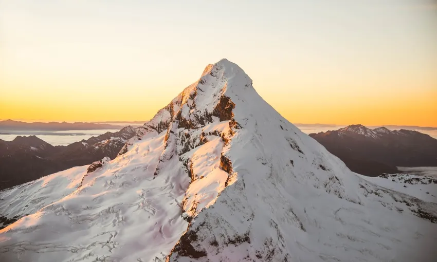 Sunrise Scenic Flight, 75 Minutes - Queenstown 