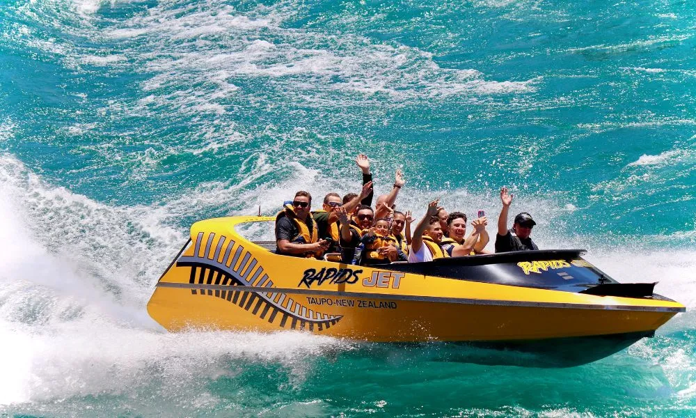 Jet Boat Ride on the Waikato River | Experience Oz + NZ-5