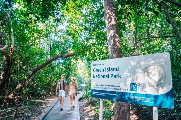 Green Island & Great Barrier Reef Tour Combo 1 Day | Experience Oz