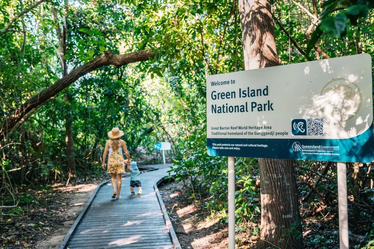 Green Island & Great Barrier Reef Tour Combo 1 Day | Experience Oz