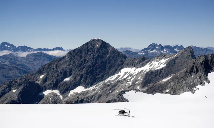 Helicopter Flight & Glacier Landing, 45 Minutes - Queenstown