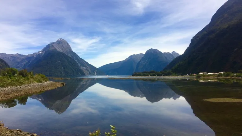 Milford Sound Helicopter and Cruise, 4 Hours - Queenstown