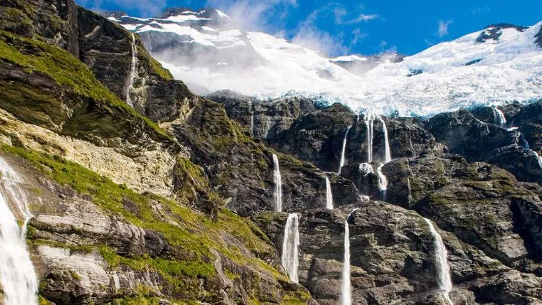 Milford Sound Helicopter and Cruise, 5 Hours - Queenstown