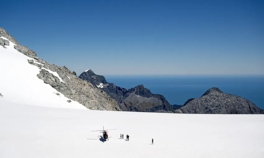 Helicopter Flight with Landings, 2.5 Hours - Queenstown