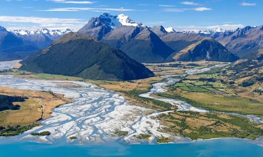 Milford Sound Heli Flight & Cruise from Glenorchy