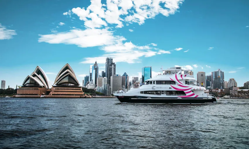 Sydney Harbour 3 Course Dinner Cruise - Book Now | Experience Oz