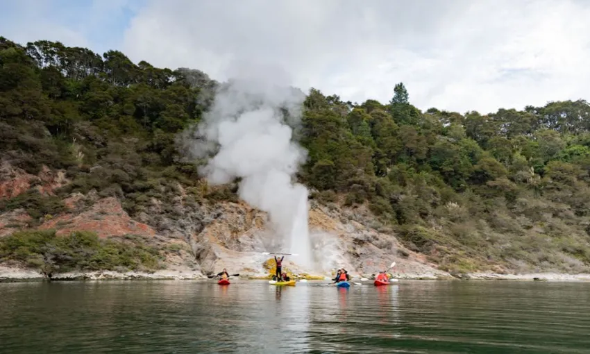 Waimangu Valley Walk & Steaming Cliffs Kayak Private Tour | Experience OZ