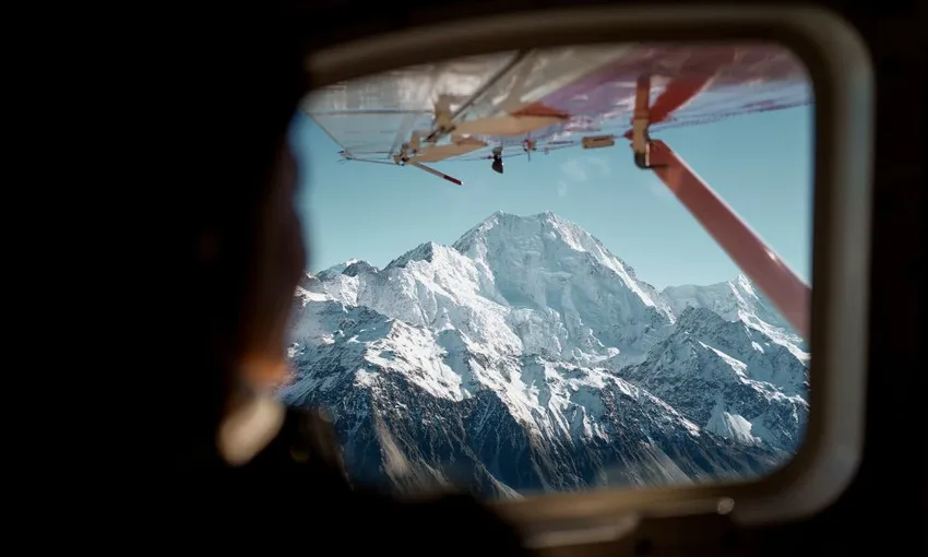 Scenic Flight with Glacier Landing, 90 Minutes - Mt Cook 