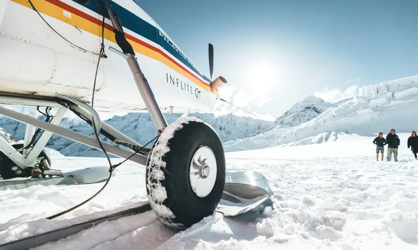 Scenic Flight with Glacier Landing, 90 Minutes - Mt Cook 