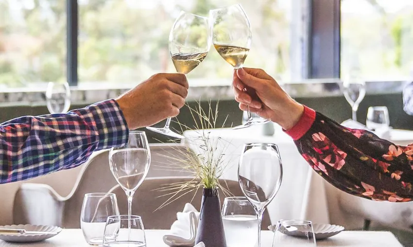 Alba Thermal Springs, Wine Tasting & Gourmet Lunch | Experience OZ