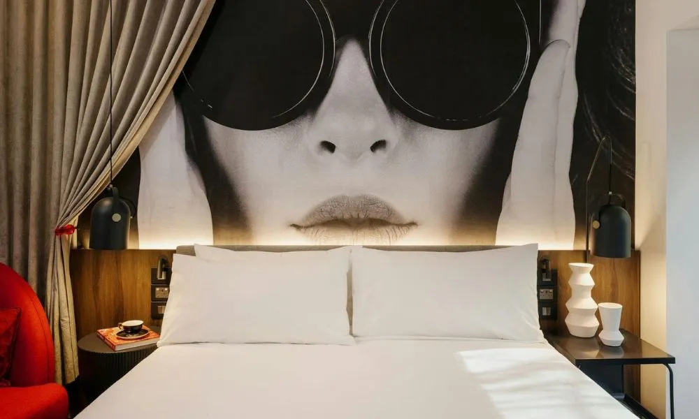 2026 AFL Anzac Day Clash at the MCG - For 2 | Experience OZ-4