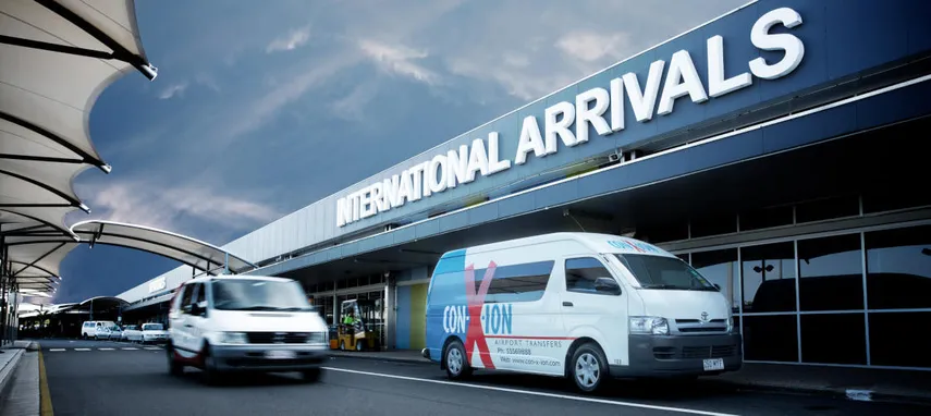 Brisbane Airport Transfers to Gold Coast Hotels - Book Now | Experience Oz