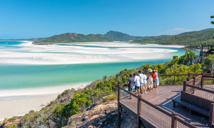 Thundercat Whitsundays 1 Day Tour | Experience Oz