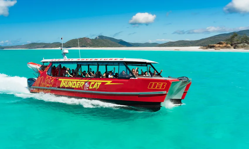 Thundercat Whitsundays 1 Day Tour | Experience Oz