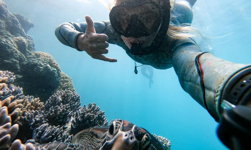 2 Night Whitsundays Sailing Adventure on Condor | Experience Oz