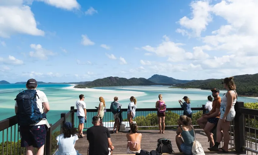 2 Night Whitsundays Sailing Adventure on Condor | Experience Oz