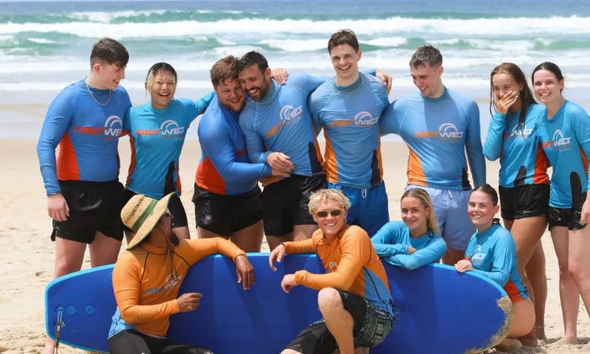 Family Gold Coast Surf Lesson - Book Now | Experience Oz