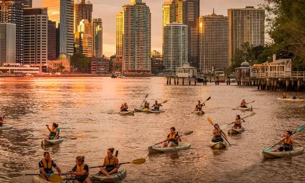 Twilight Brisbane River Kayaking Tour