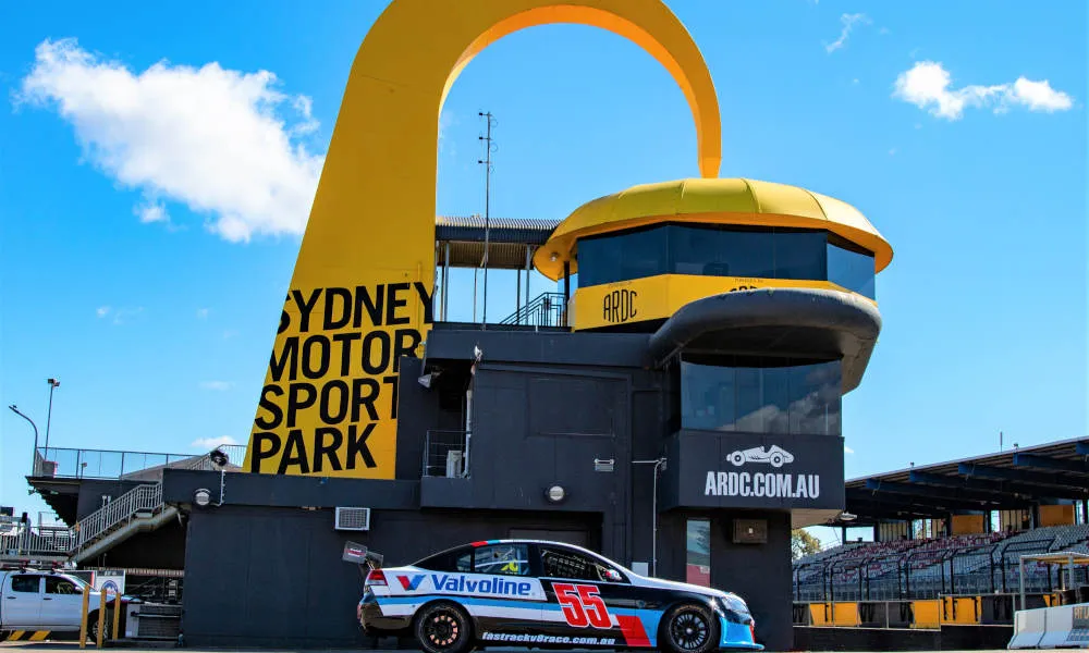 Sydney Motorsport Park V8 Hot Laps Package - Buy Now | Experience Oz-2