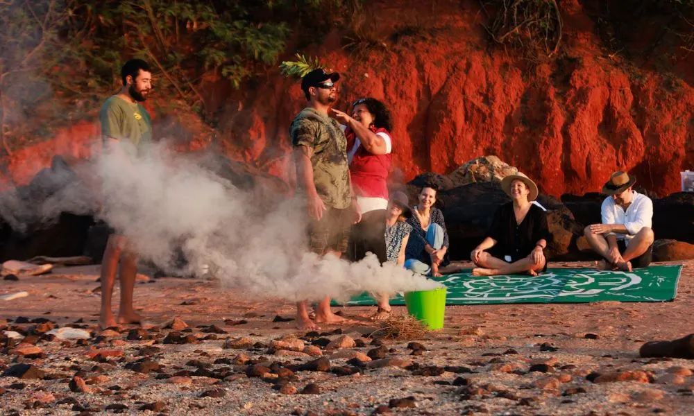 Broome Foreshore Beach Aboriginal Walking Tour | Experience Oz-2