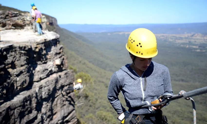 Spectacular Blue Mountains Abseiling Adventure - Half Day | Experience Oz