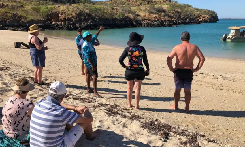 Dampier Peninsula Oolin Sunday Island Cultural Tour | Experience Oz