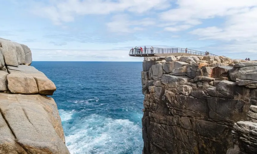 Scenic Flight from Perth to Albany with Lunch - For 2
