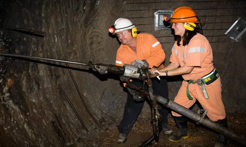 Hard Times Mine Underground Tour - Book Now | Experience Oz