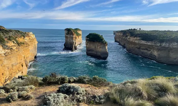 Great Ocean Road and 12 Apostles Tour from Melbourne - Full Day