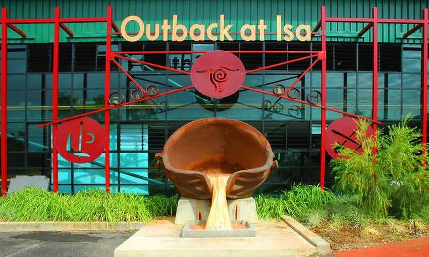 Isa Experience Heritage Display - Book Now | Experience Oz