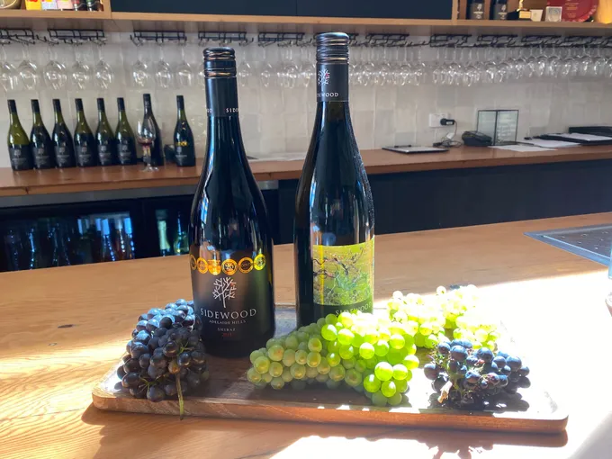 Adelaide Hills & Hanhdorf Hideaway Tour | Experience Oz