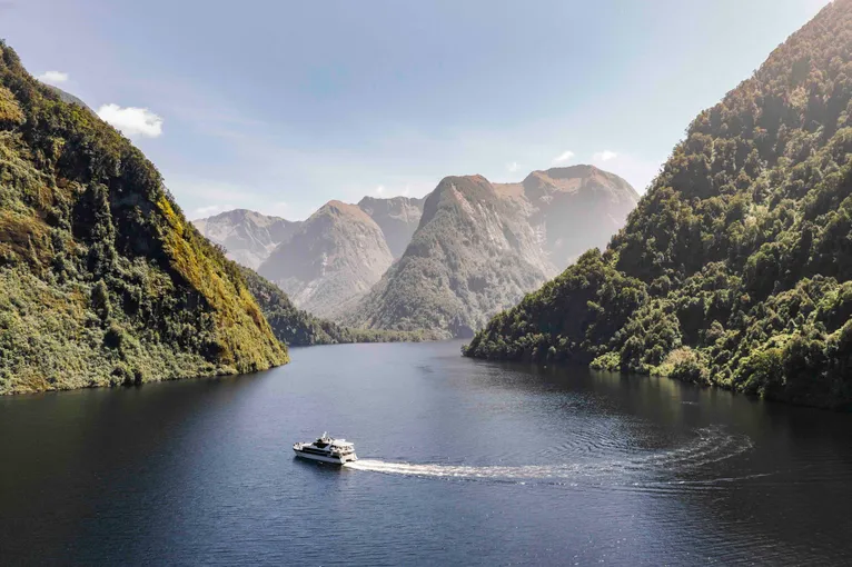 Doubtful Sound Cruise with Transfer from Te Anau | Experience Oz